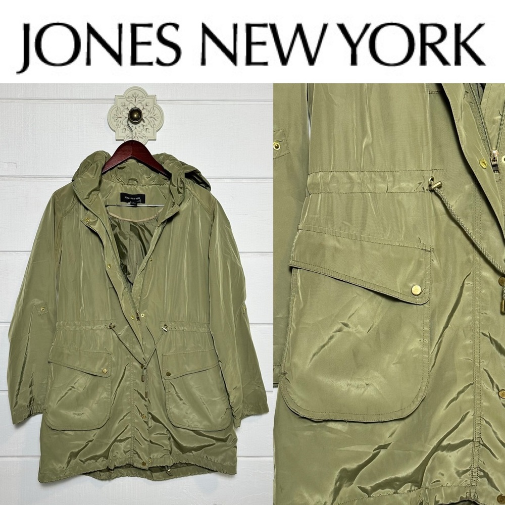 Jones New York Women’s Raincoat Jacket Luxurious Green Outdoor Hiking Sz Large